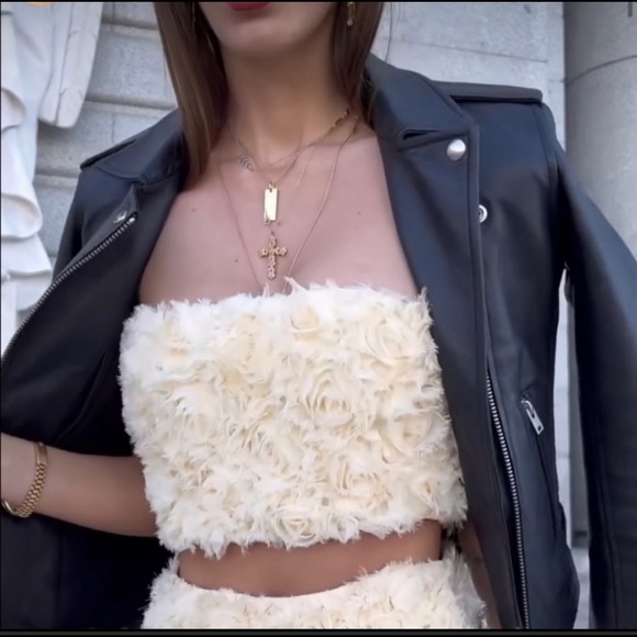 Color vanilla - Picture 3 of 5